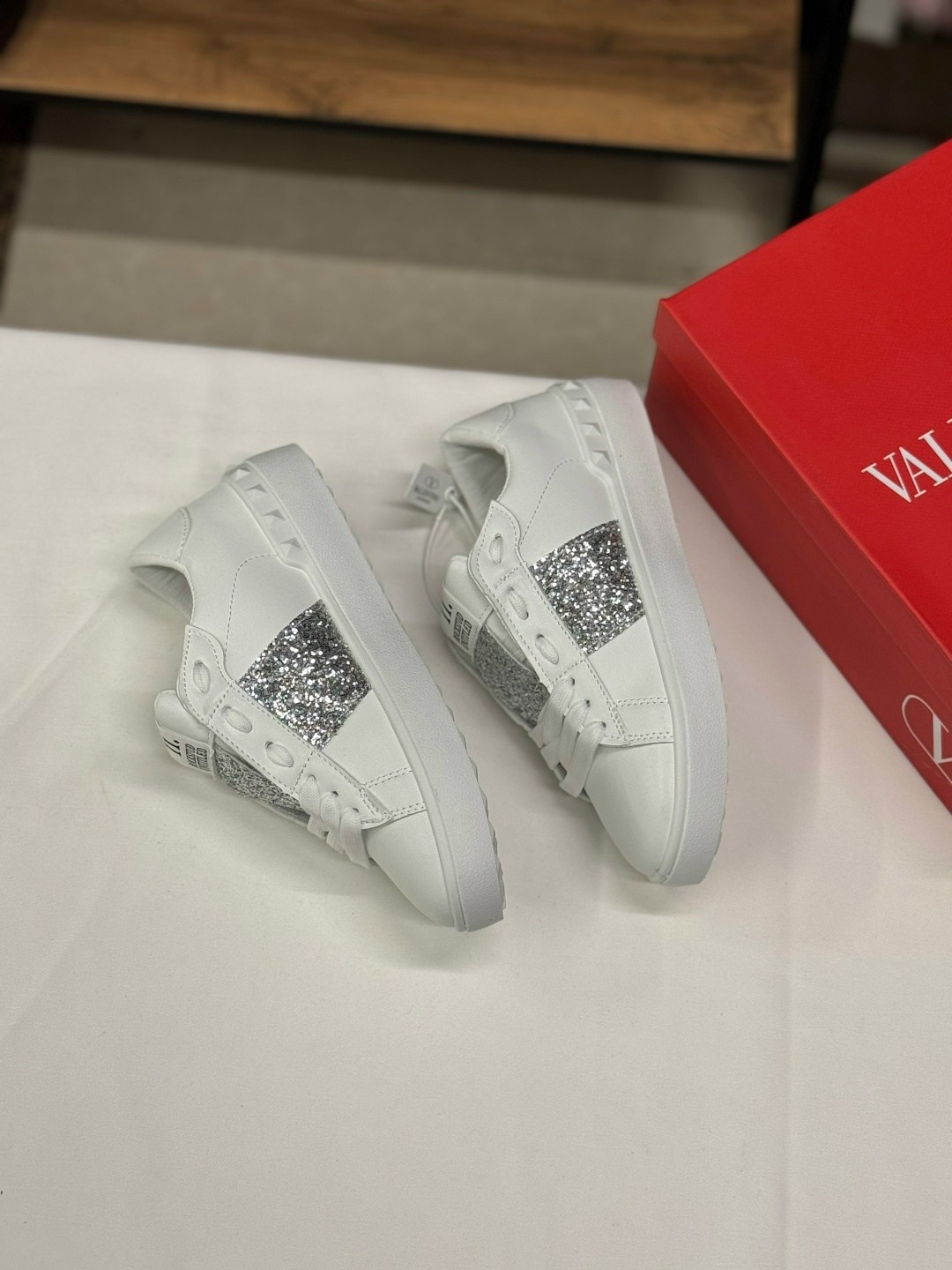 valentino кроссовки,,женские кроссовки valentino,валентино кроссовки женские,valentino кеды