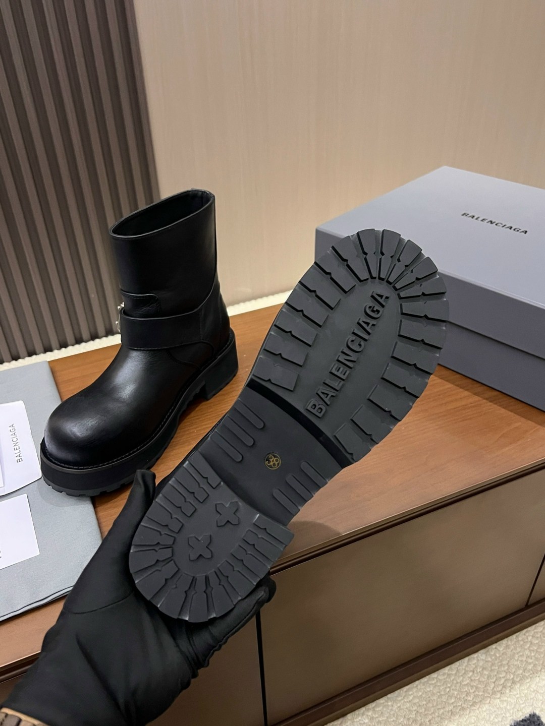 сапоги balenciaga,,ботинки balenciaga,ботинки женские,ботинки miu miu