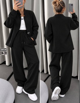 Костюм
