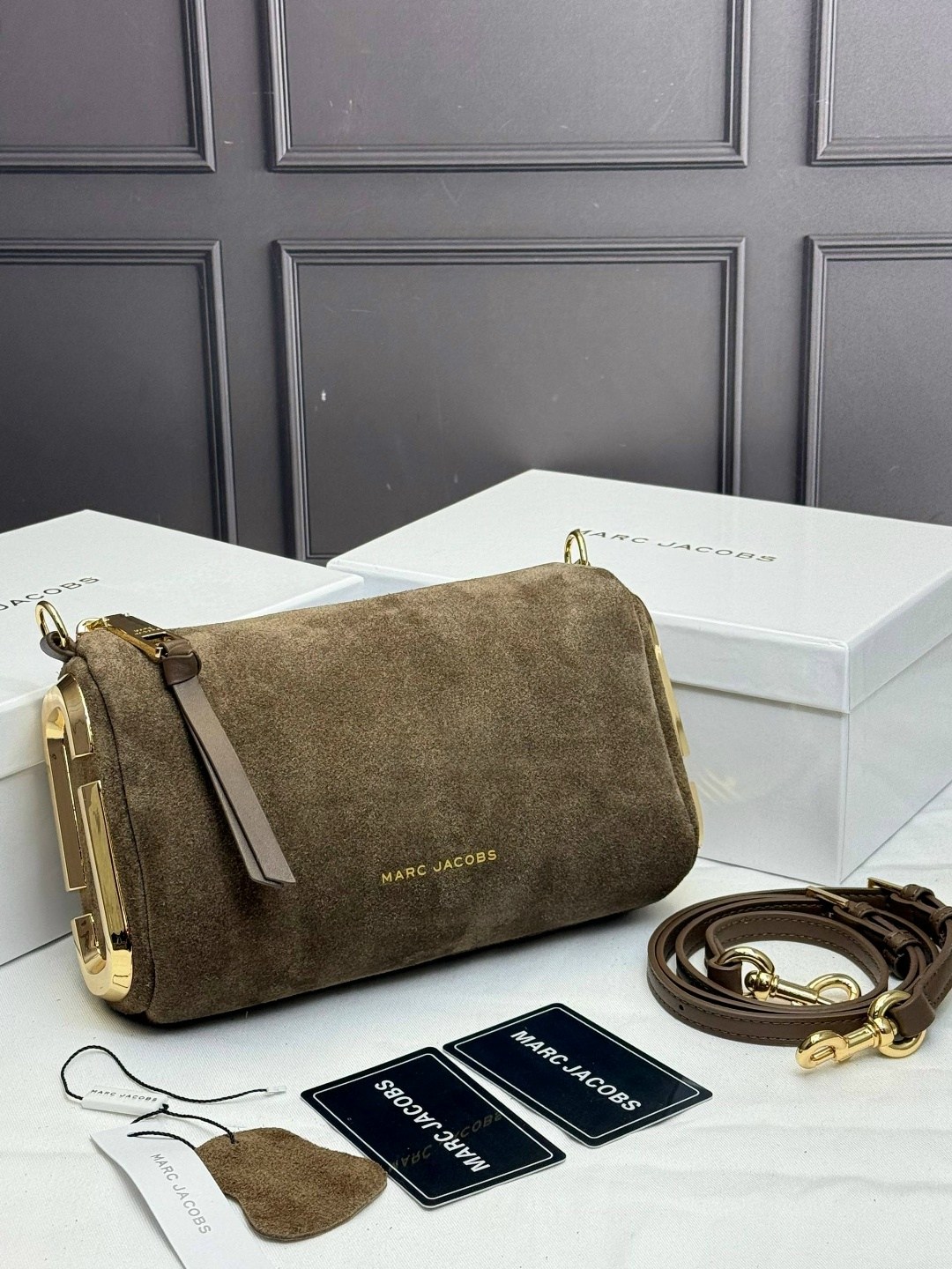 сумка marc jacobs 25-16 см натуральная замша,женская сумка marc jacobs из натуральной замши,сумка marc jacobs из замши,сумка marc jacobs замша,сумка женская marc jacobs замшевая
