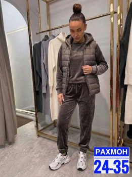 Костюм