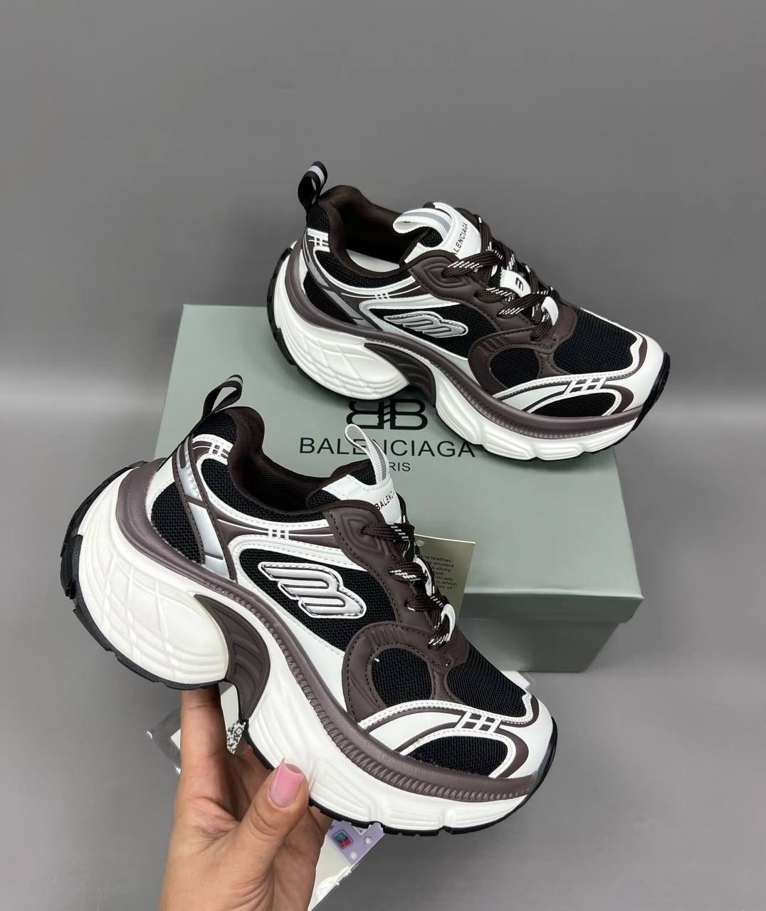 женские кроссовки balenciaga,кроссовки balenciaga,кроссовки баленсиага женские,кроссовки баленсиага,кроссовки