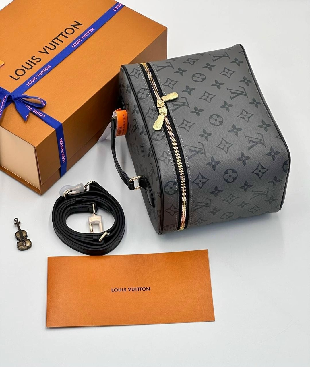 louis vuitton косметичка,cумка louis vuitton,louis vuitton косметичка louis vuitton,louis vuitton сумка женская,сумка косметичка louis vuitton