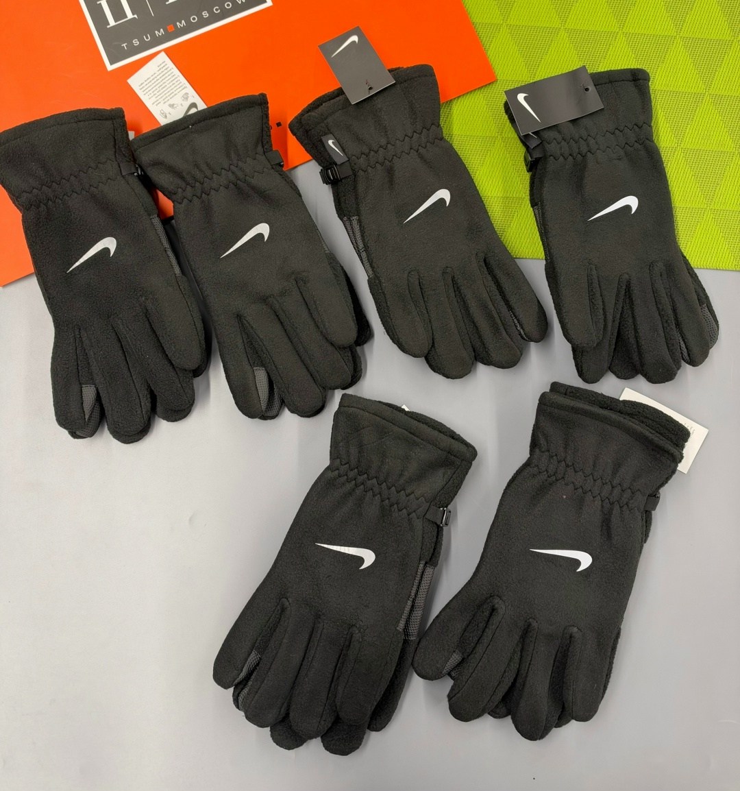 перчатки спортивные,перчатки nike,перчатки найк,перчатки зимние nike,мужские перчатки