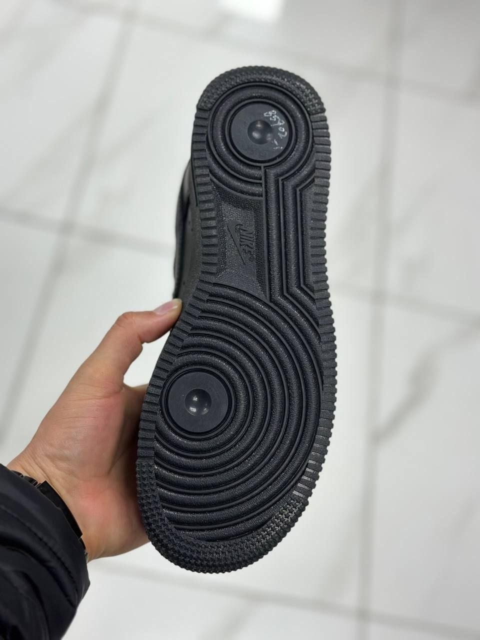 nike air force 1 low supreme black,nike air force 1 low black,nike air force 1 low x supreme,nike air force 1 low,суприм кроссовки