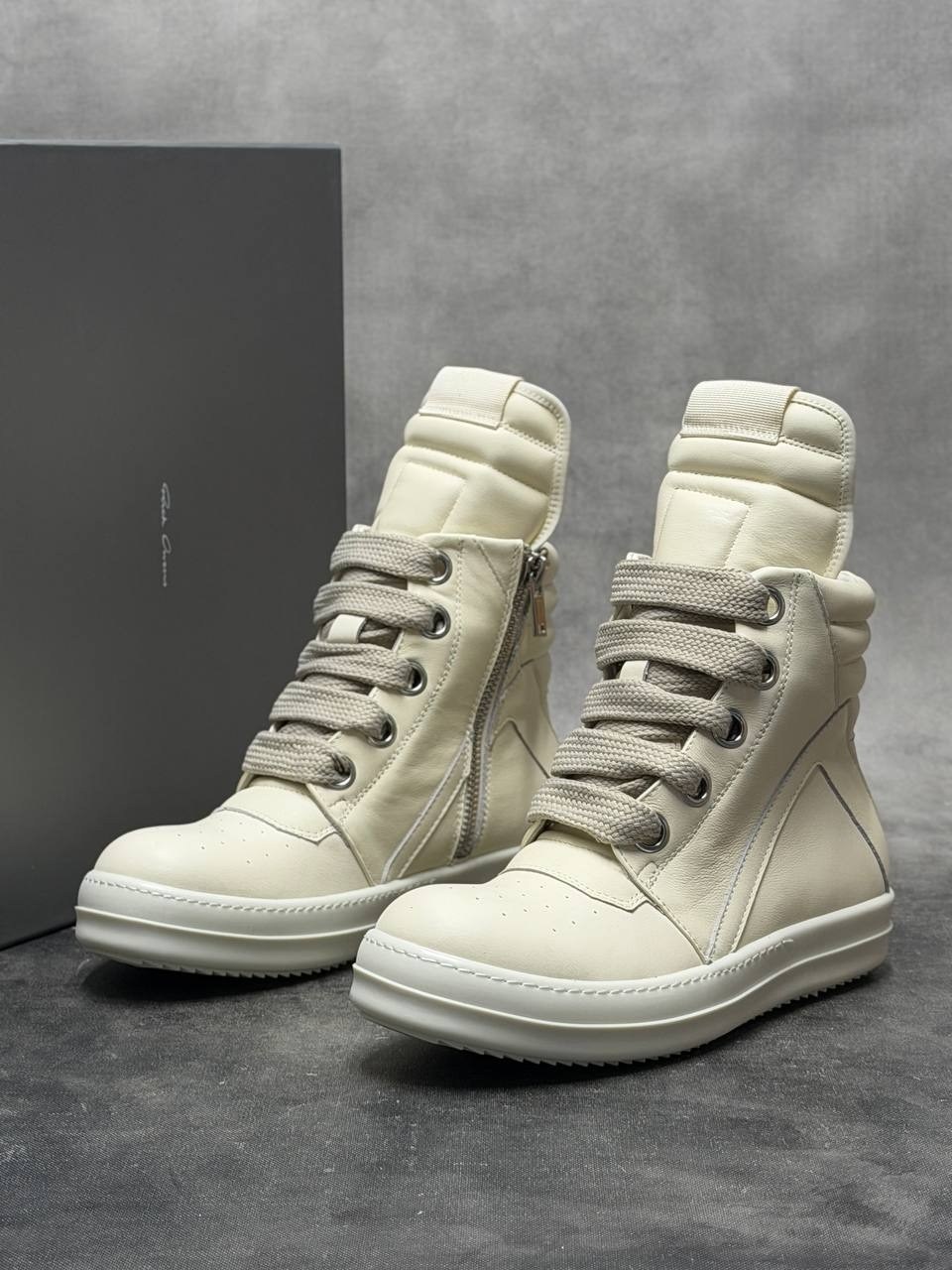 кожаные высокие кроссовки geobasket на шнуровке rick owens бежевый,высокие кроссовки rick owens geobasket high белый,кроссовки geobasket rick owens,кожаные высокие кеды geobasket rick owens,