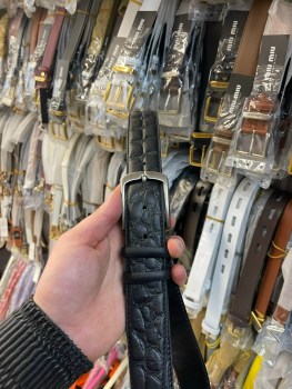 Джинсы
