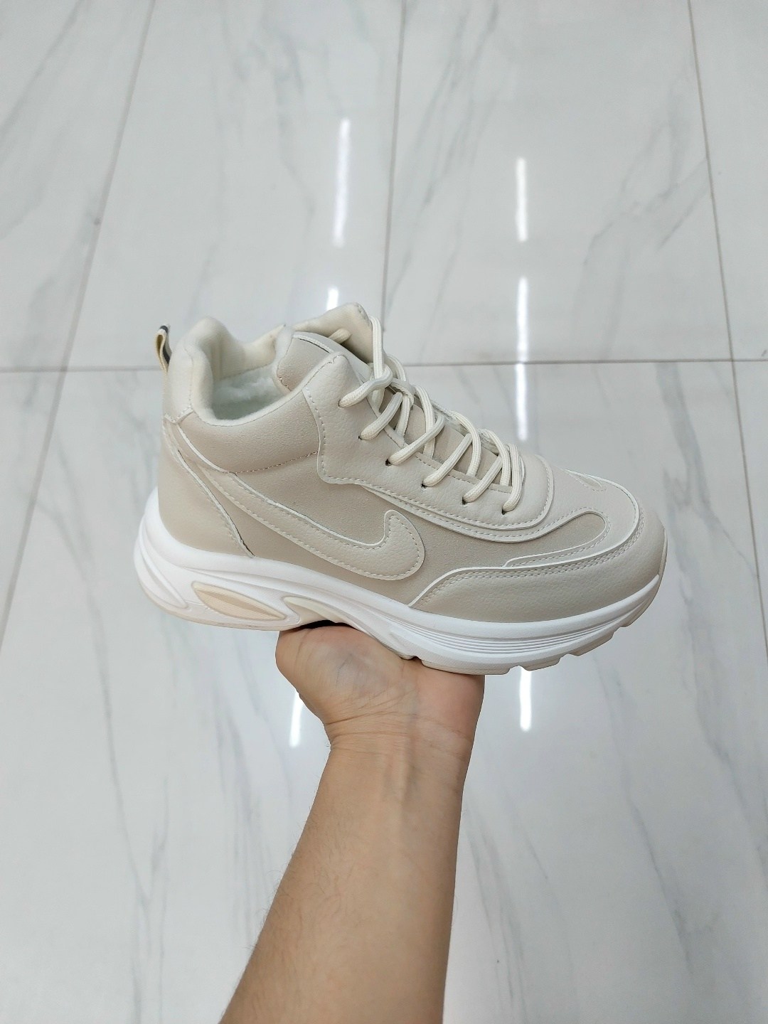 кроссовки женскиe,кроссовки зимние nike,зимние кроссовки женские,кроссовки женские высокие,черные кроссовки