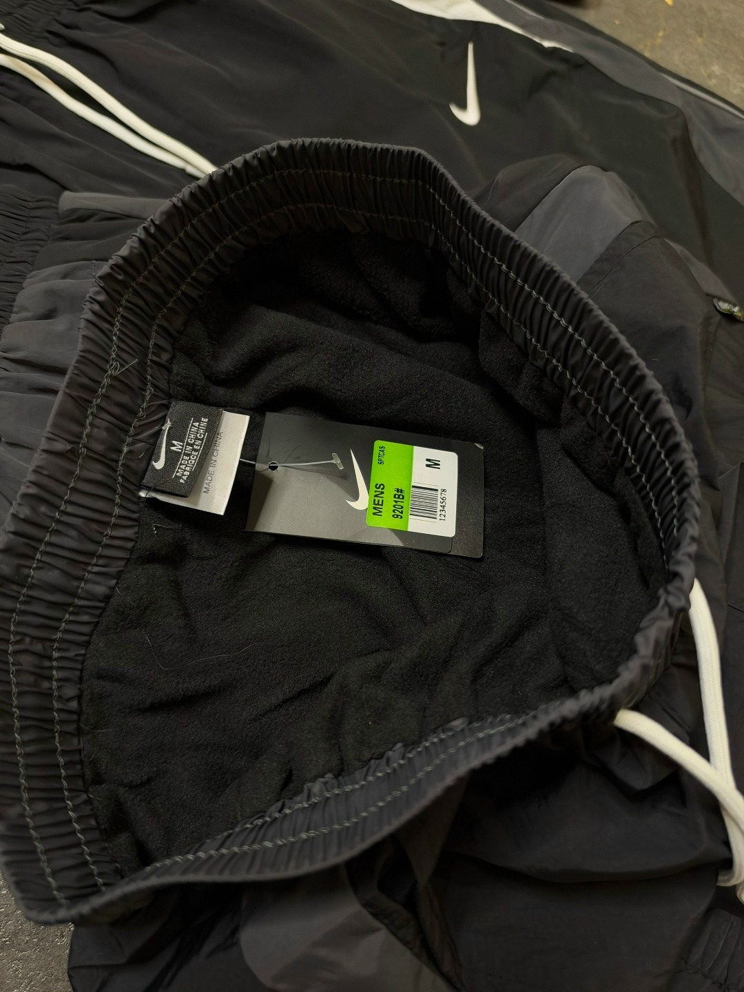 спортивные штаны nike,спортивные брюки nike,спортивные штаны мужские nike,штаны nike,спортивные брюки