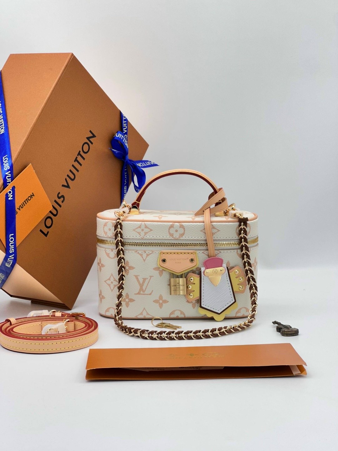 сумка женская louis vuitton,сумка louis vuitton,сумка,модная сумка,сумка коробка