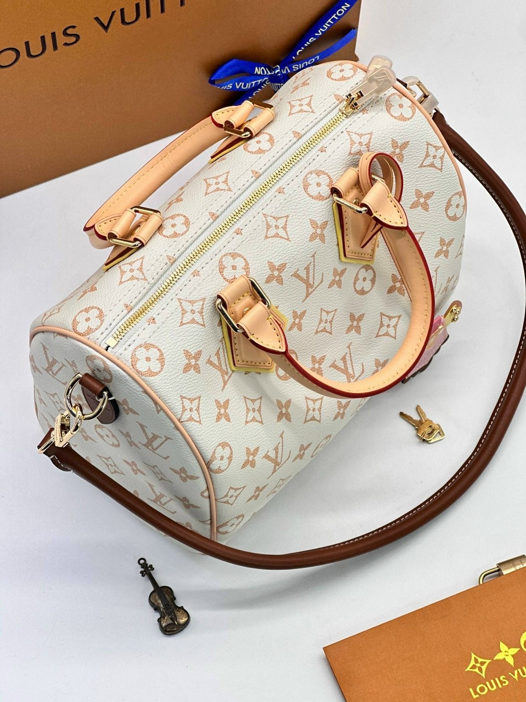 сумка louis vuitton,louis vuitton сумка на плечо,сумка,сумка луи витон женская,модная сумка