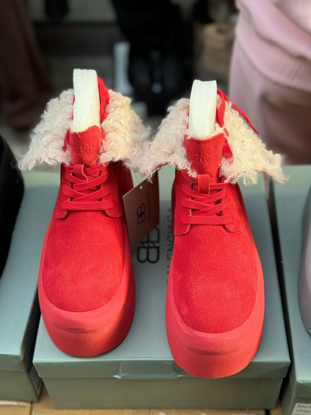 ,ботинки зимние женские ugg замшевые на платформе,ботинки ugg женские,угги женские,угги зимние на платформе