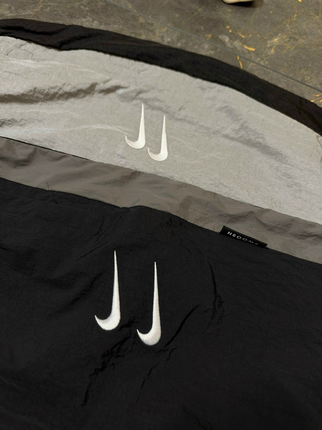 спортивные штаны nike,плащевые штаны big swoosh летние найк джоггеры nike,штаны nike,штаны спортивные мужские nike,плащевые штаны big swoosh летние найк джоггеры nike 396985725