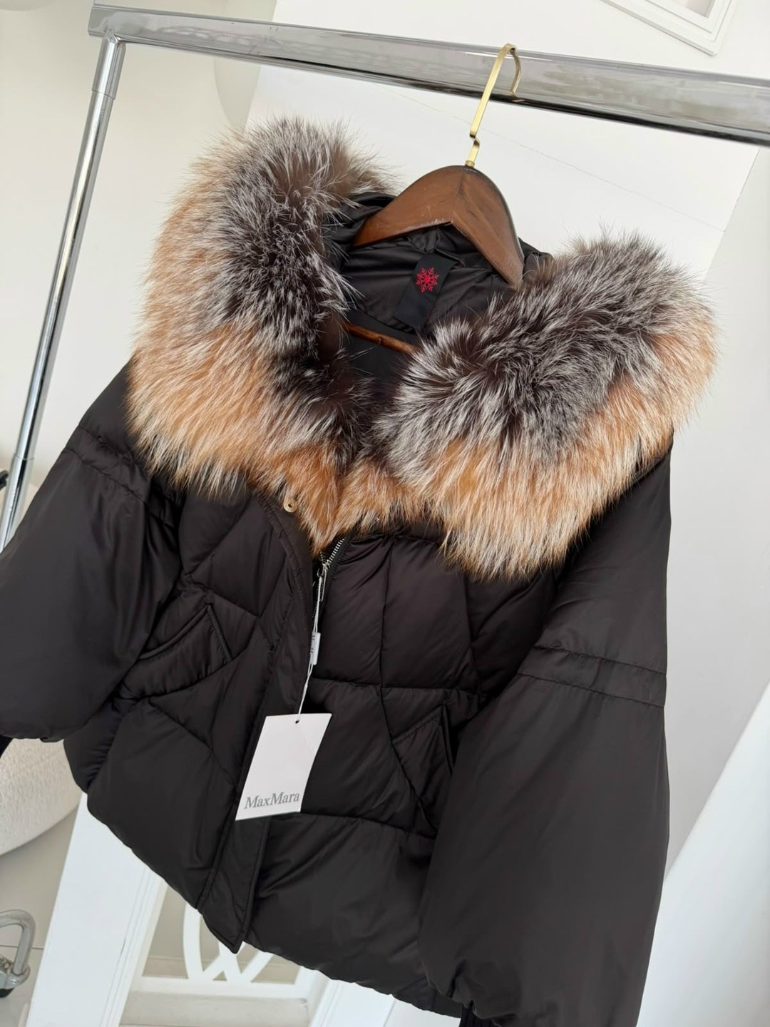 куртка - пуховик с мехом чернобурки city furs,пуховики с мехом,пуховик женский,куртка с мехом,пуховик