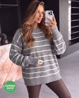 Свитер