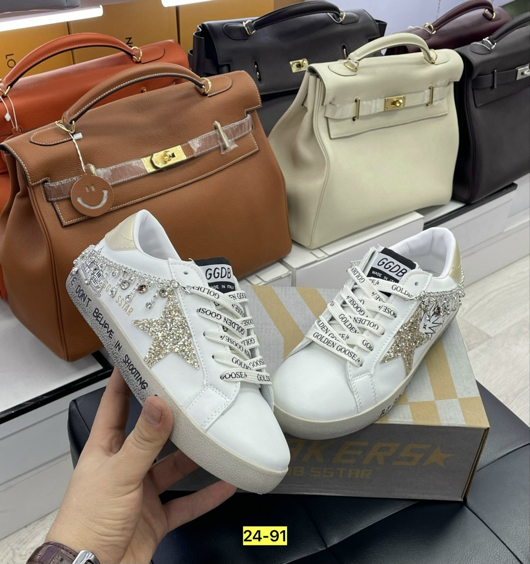 ,golden goose кроссовки,кроссовки модные,кроссовки женскиe,golden goose