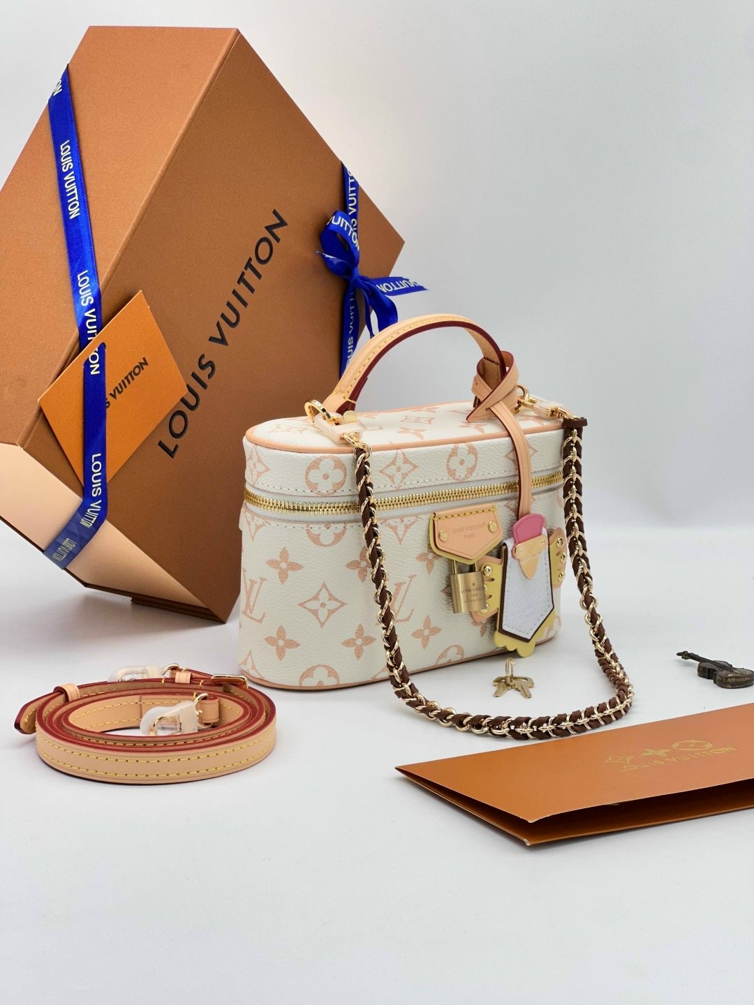сумка женская louis vuitton,сумка louis vuitton,сумка,модная сумка,сумка коробка
