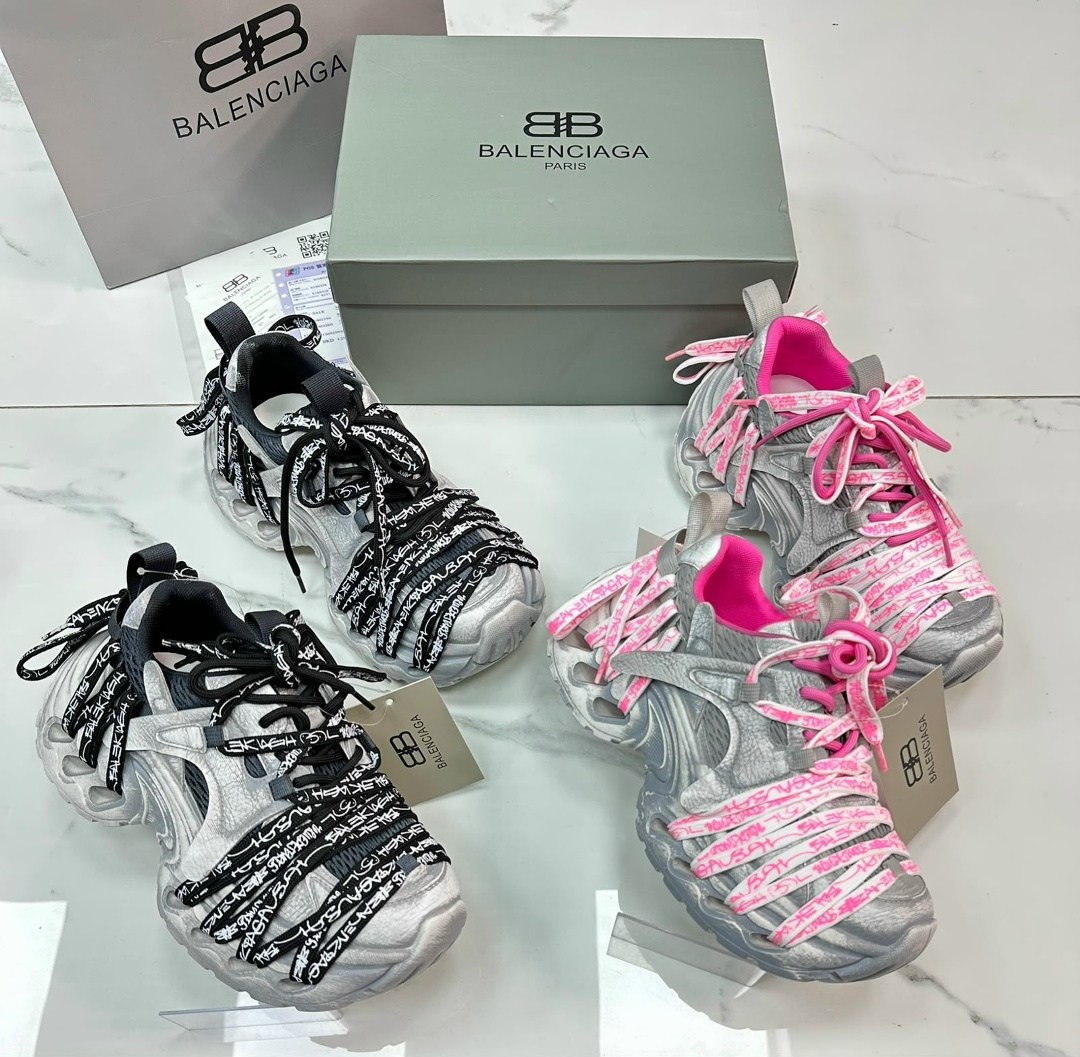 женские кроссовки balenciaga,balenciaga кроссовки,женские кроссовки,массивные кроссовки,кроссовки женские баленсиага