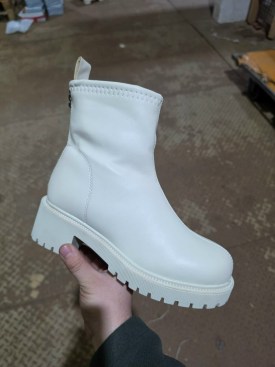 Ботинки