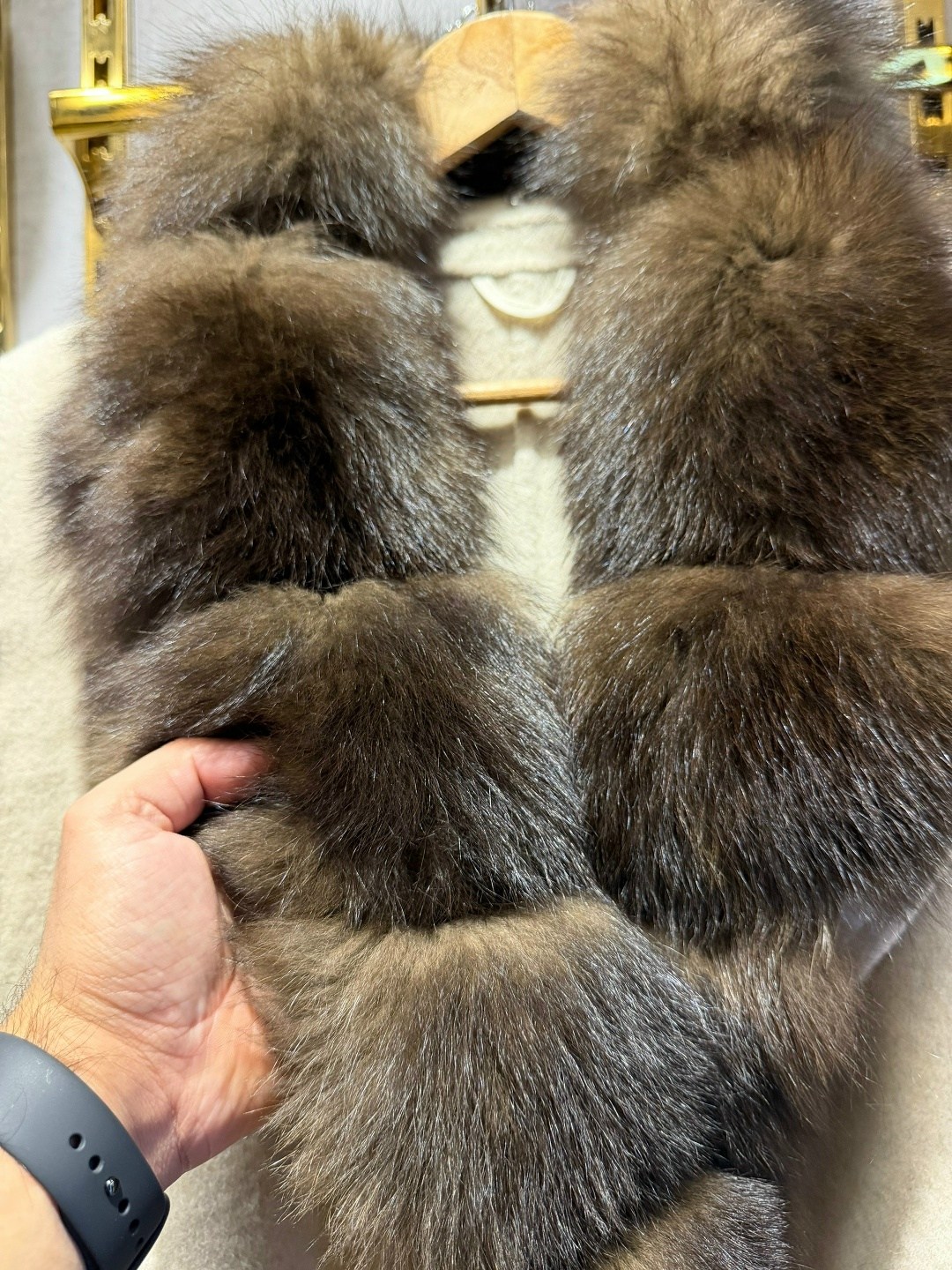 женское пальто с натуральным мехом,пальто шерстяное с мехом соболя stone,темно-серое пальто с мехом финского песца,женское пальто с мехом финского песца,шерстяное пальто с мехом