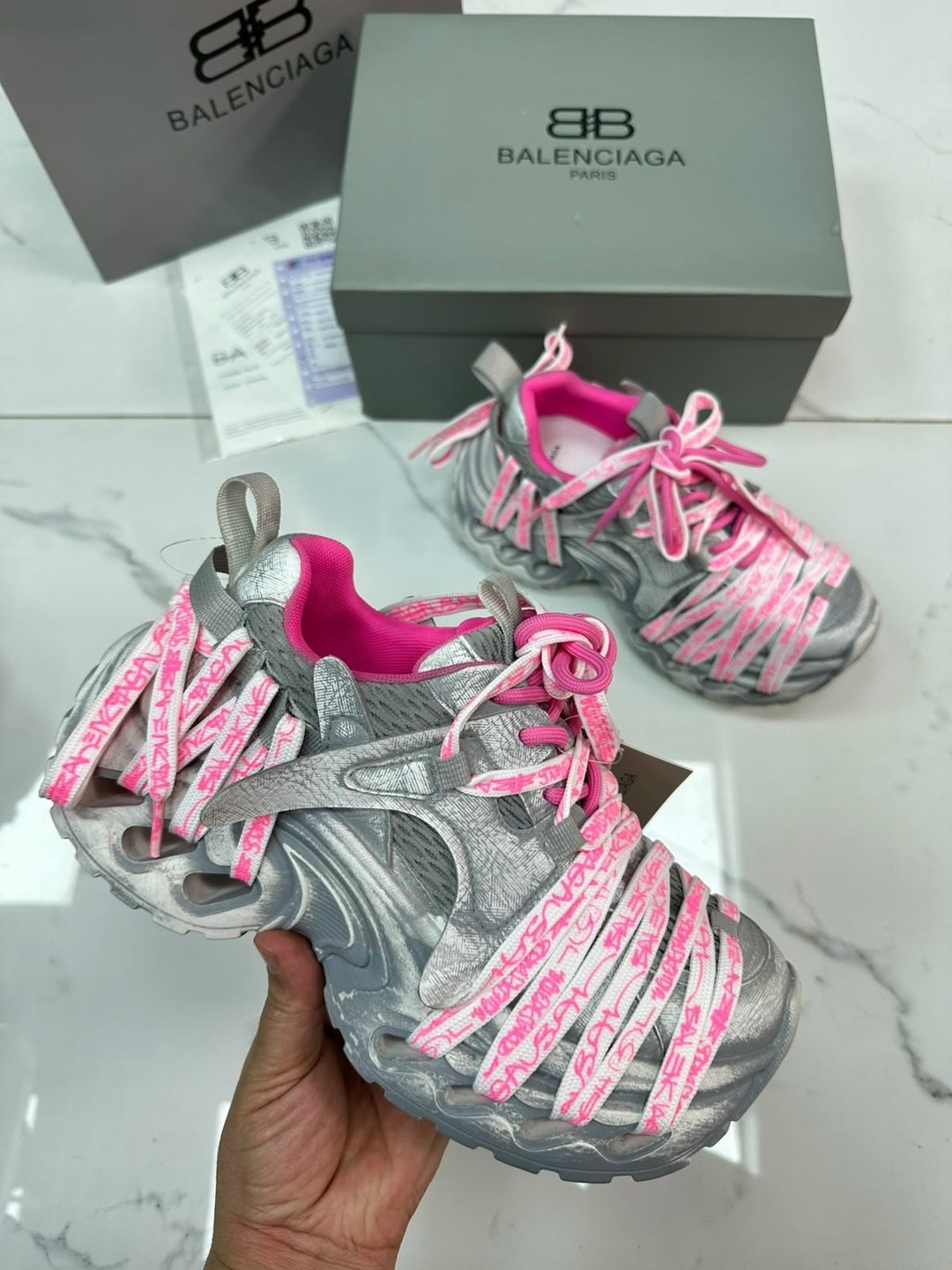 женские кроссовки balenciaga,balenciaga кроссовки,женские кроссовки,массивные кроссовки,кроссовки женские баленсиага