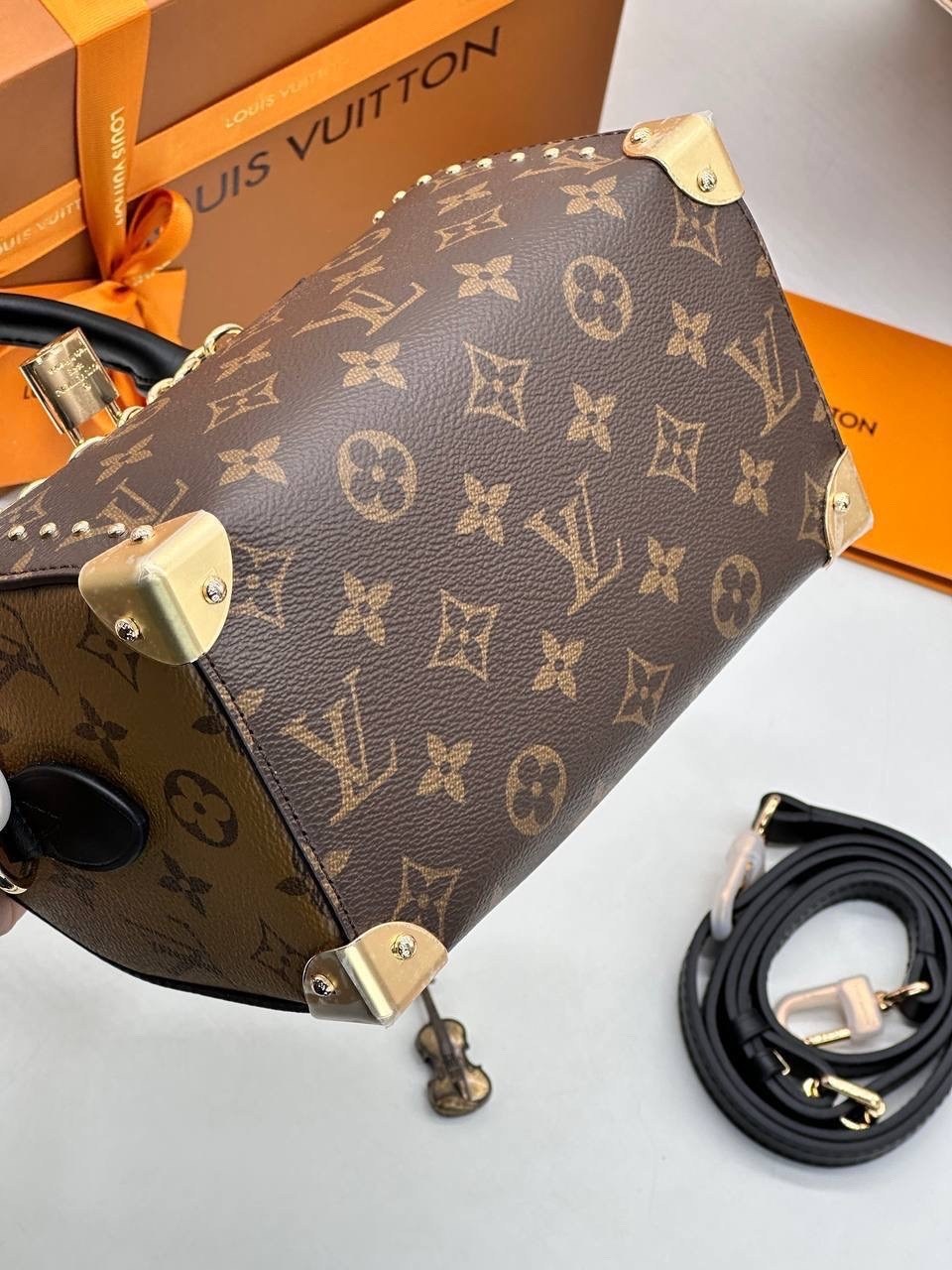cумка louis vuitton,louis vuitton сумка на плечо,сумки женские брендовые,сумка louis vuitton женская,женская брендовая сумка