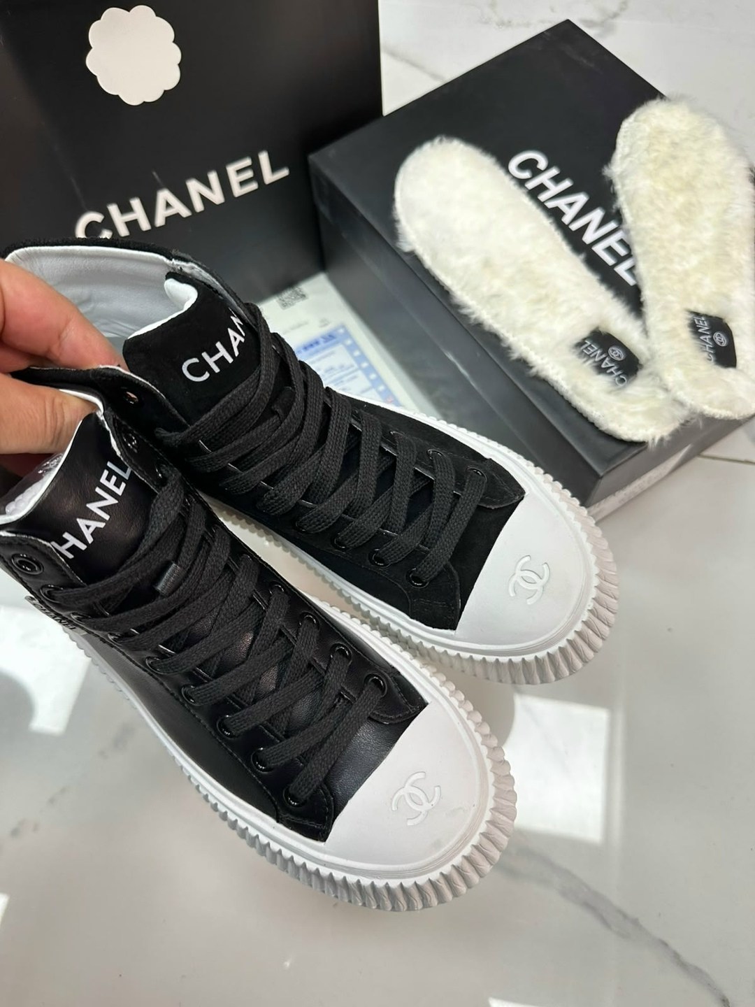 ,кеды chanel,кеды шанель,кеды chanel зимние чёрные с белым,женская