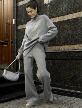 Костюм