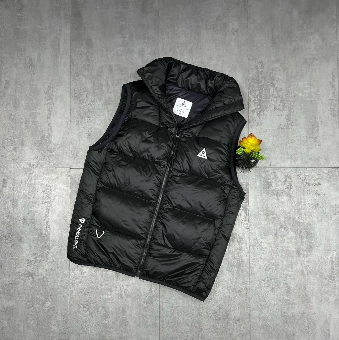 жилетка nike,жилетка утепленная демисезонная безрукавка,жилет,жилетка двухсторонняя,жилетка