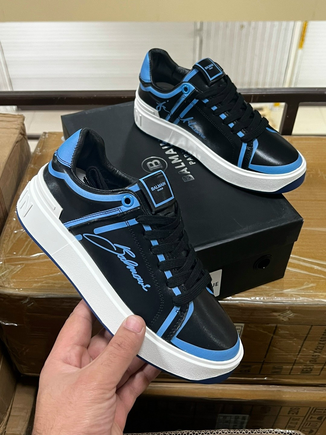 balmain кроссовки мужские,кроссовки balmain,кожаные кроссовки balmain,мужские брендовые кроссовки балмейн (balmain),balmain кеды