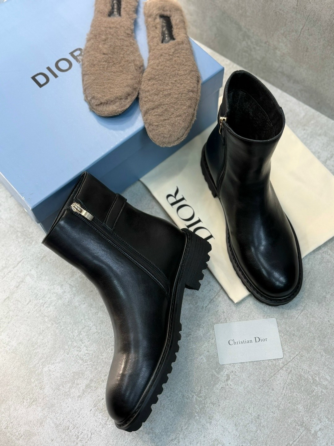 ботинки dior,женские ботинки christian dior,ботинки диор,,ботинки женские