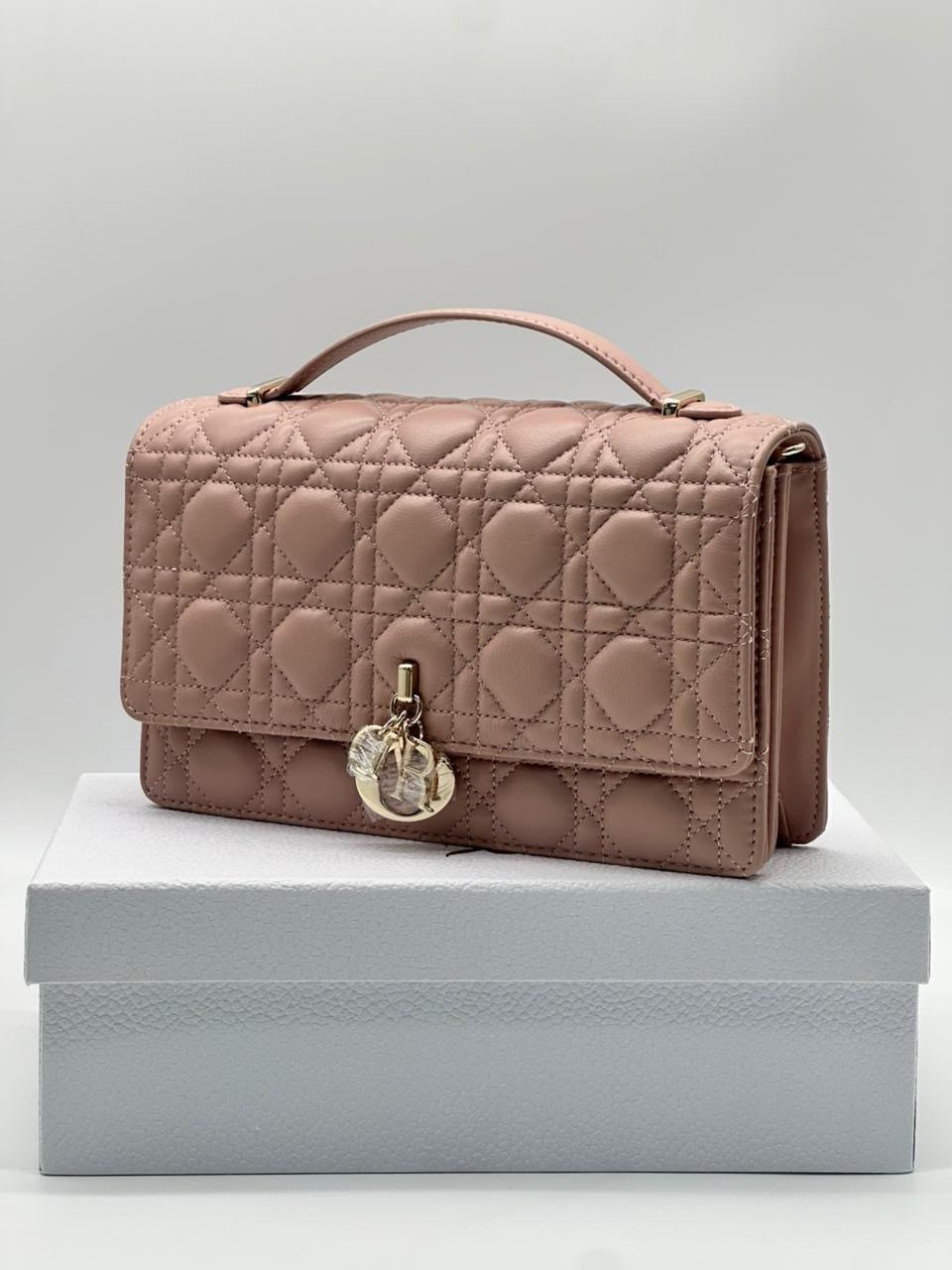 dior сумка,сумка диор,сумочка диор,сумка женская dior,сумка диор бежевая