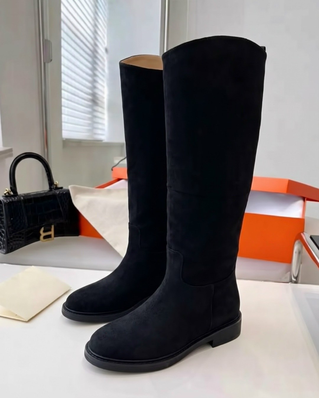 замшевые сапоги,сапоги hermes,сапоги женские hermes,сапоги эрмес женские,сапоги женские черные