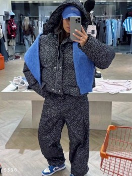 Костюм