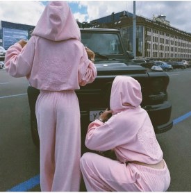 Костюм