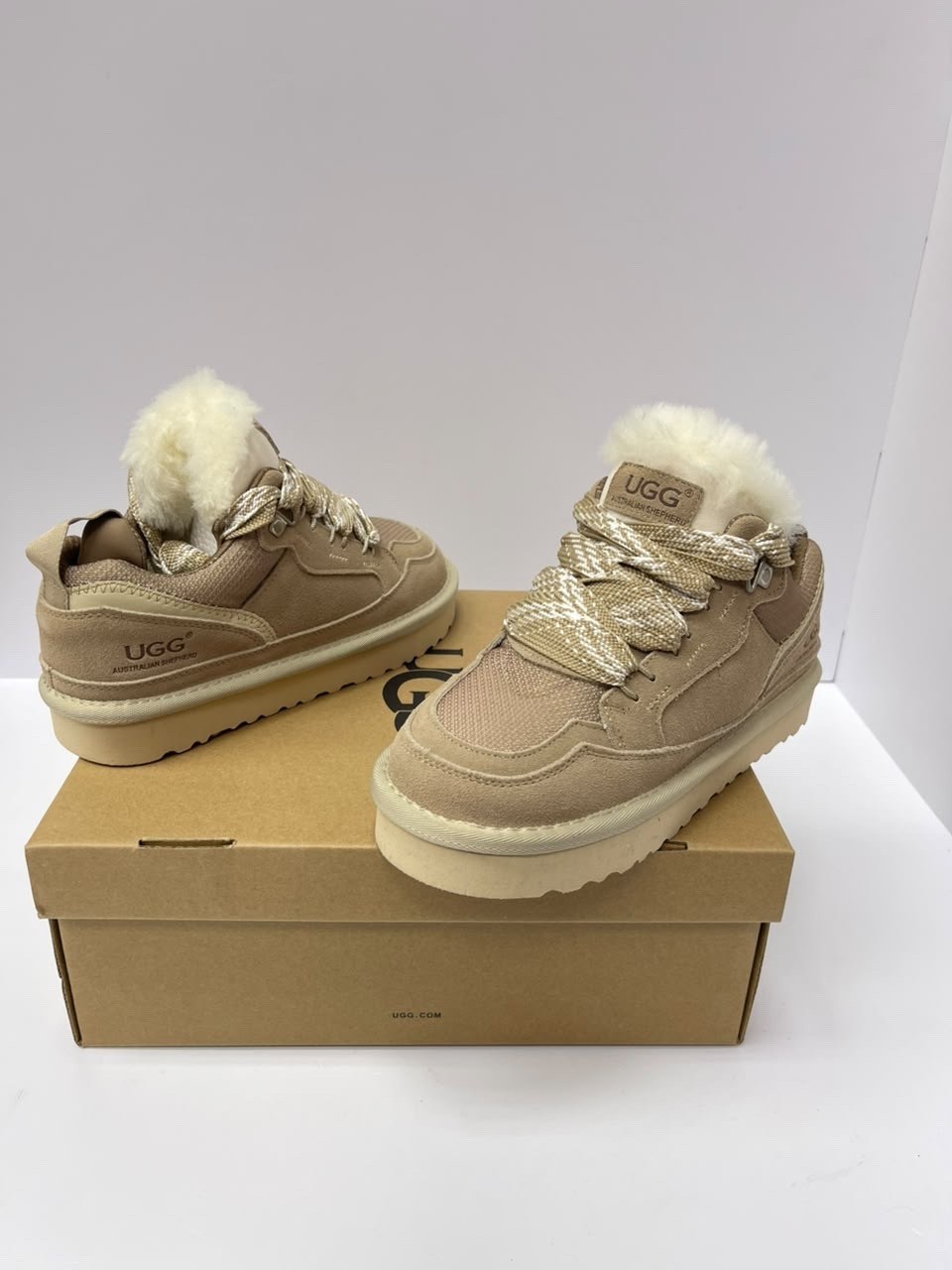 ,ugg кроссовки,кроссовки угги,теплые кроссовки,кроссовки женскиe