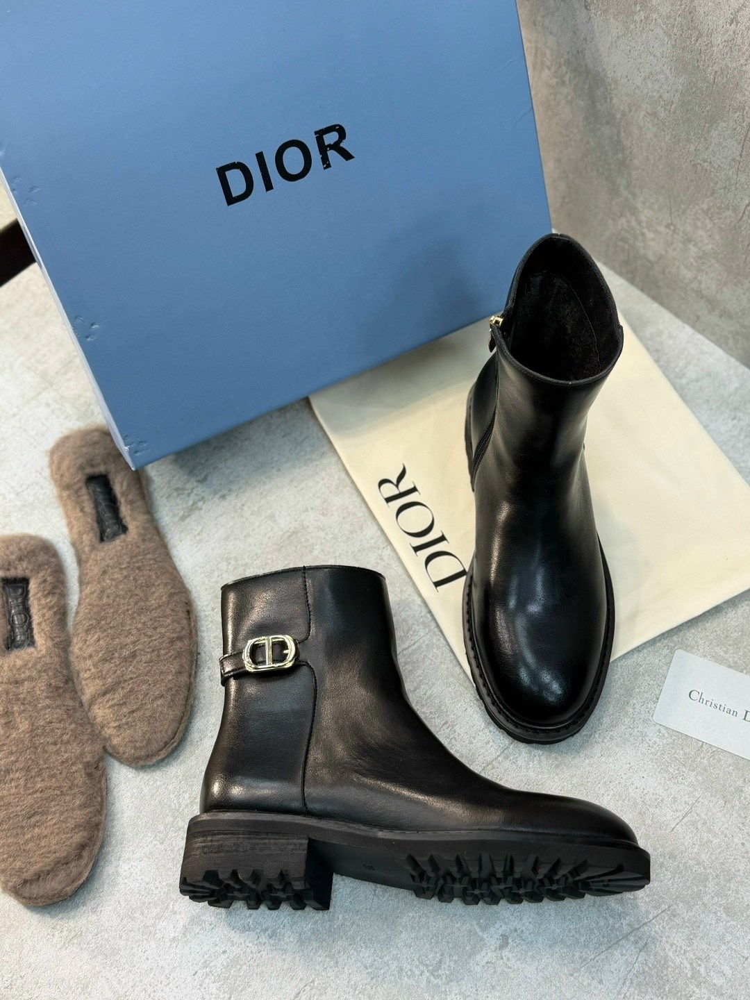 ботинки dior,женские ботинки christian dior,ботинки диор,,ботинки женские