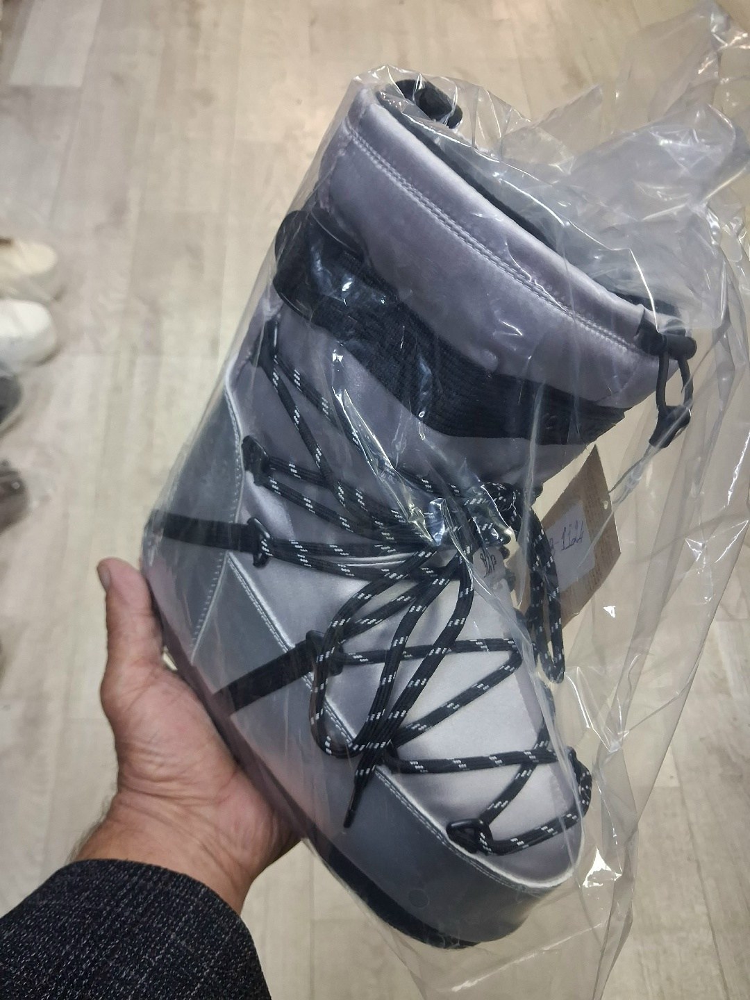 луноходы moon boot,ботинки moon boot,зимние сапоги moon boot mb icon low черный,,луноходы  женская