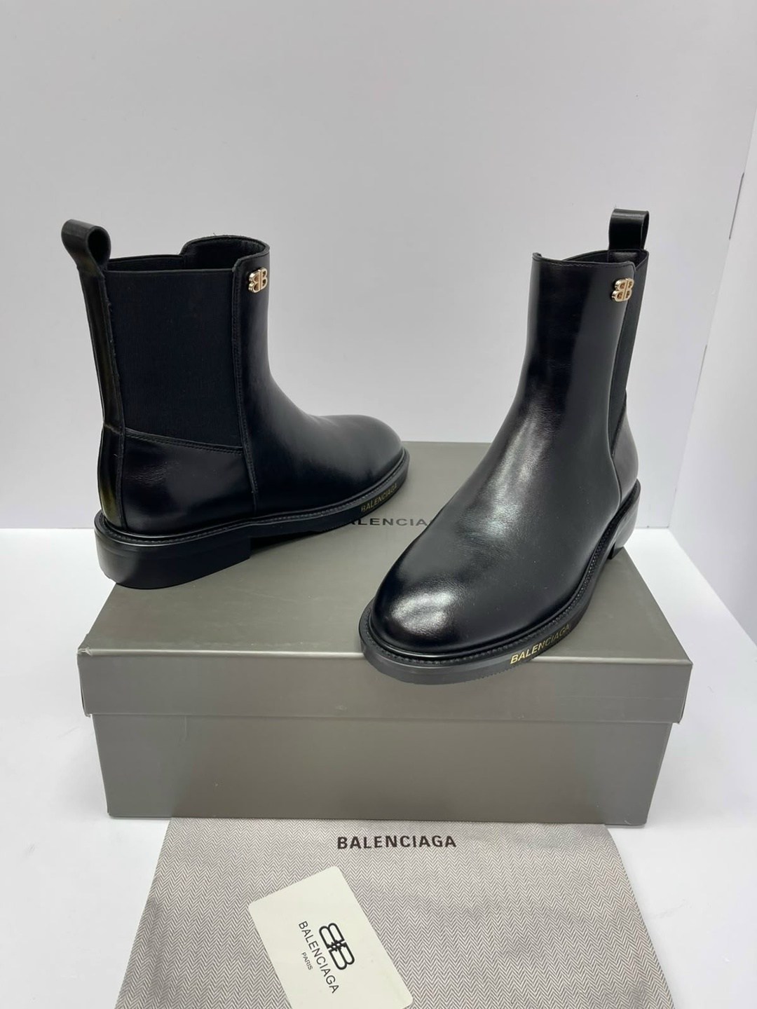 ботинки balenciaga,ботинки баленсиага,,женские ботинки,брендовая