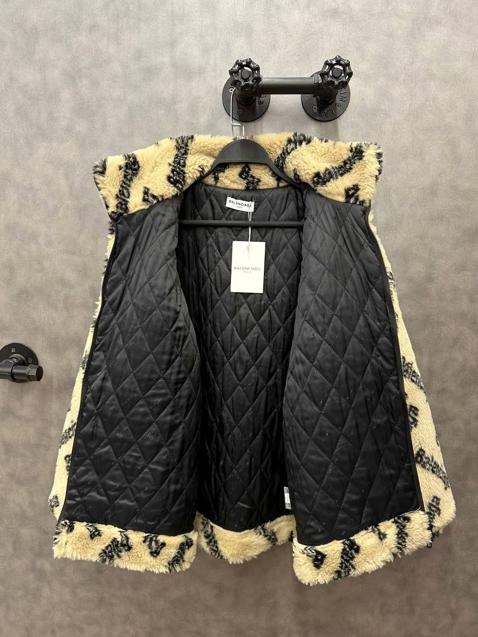 куртка модная,теплое пальто,пальто balenciaga,куртка женская,пальто женские