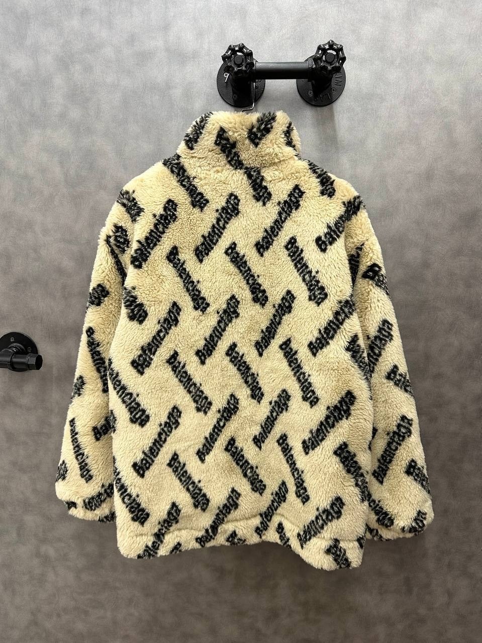 куртка модная,теплое пальто,пальто balenciaga,куртка женская,пальто женские