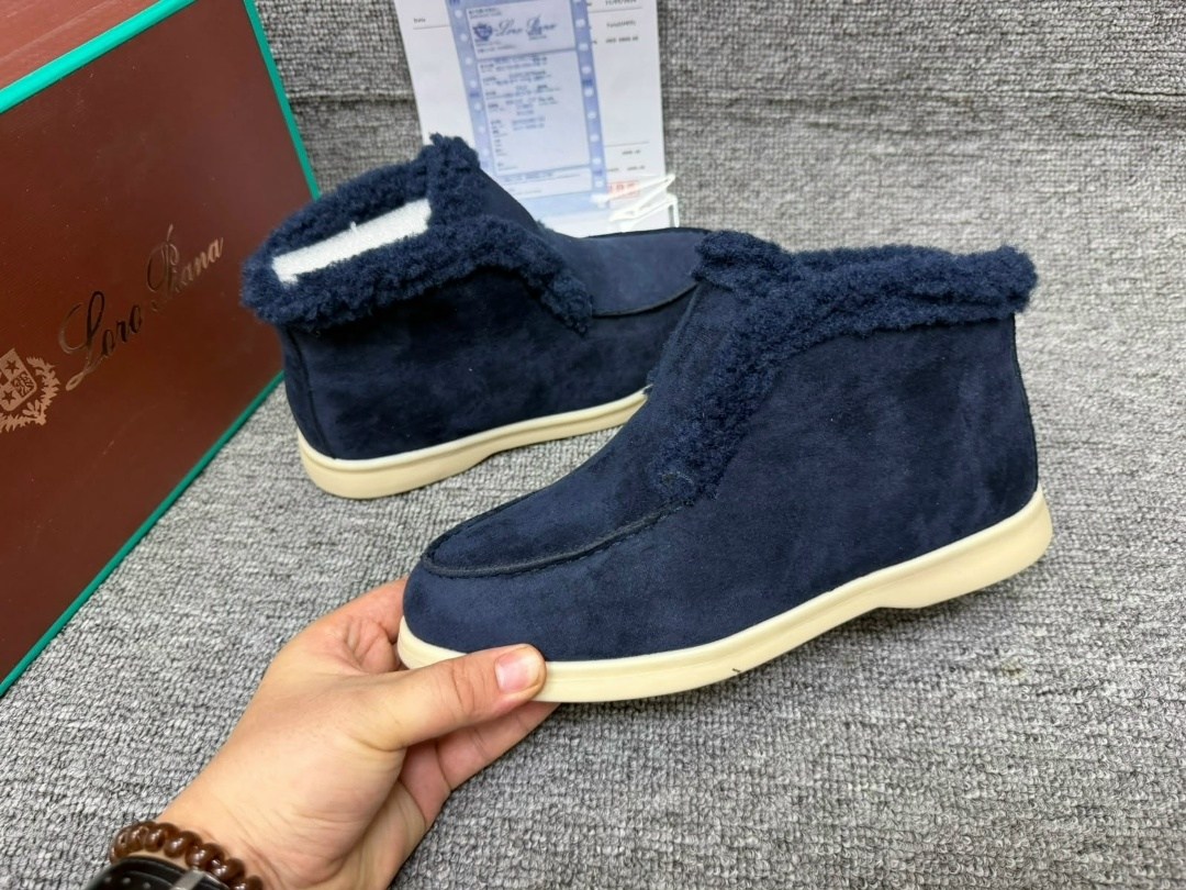 замшевые серые ботинки на меху loro piana open walk,зимние замшевые ботинки loro piana open walk хаки с мехом,лоферы loro piana,женские ботинки loro piana open walk с мехом,
