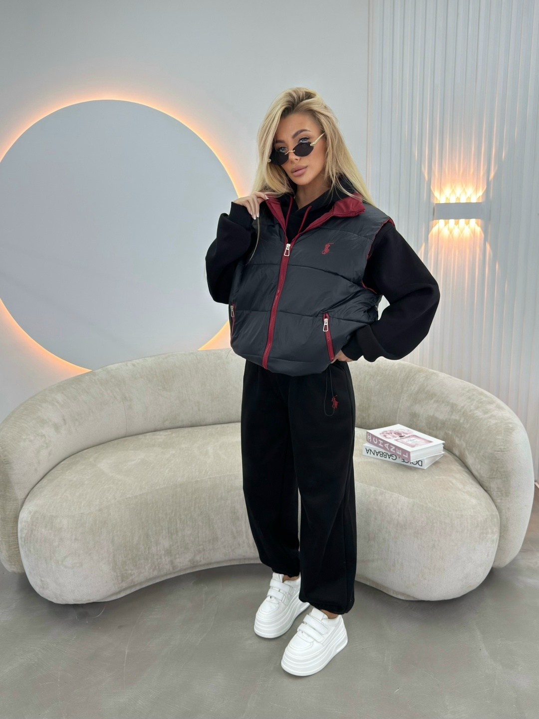 miu miu женский бордовый костюм тройка,красный костюм тройка женский,костюм тройка женский,спортивные костюмы тройка,женский костюм