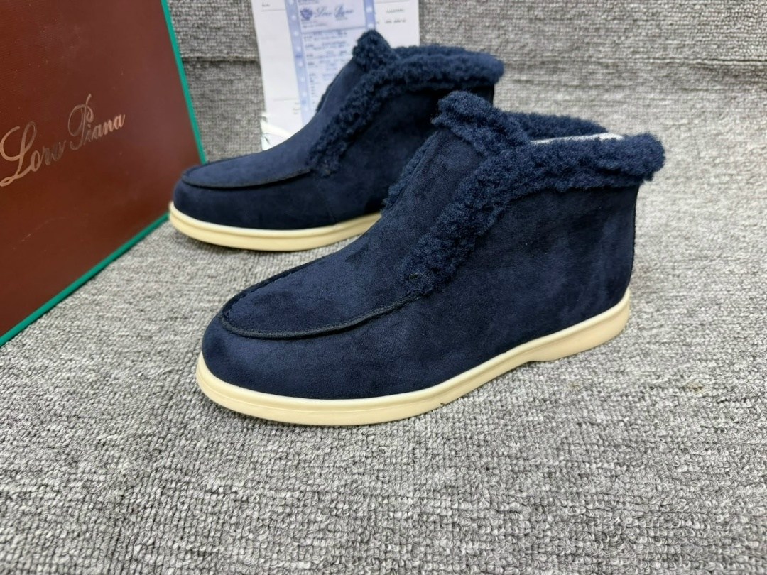 замшевые серые ботинки на меху loro piana open walk,зимние замшевые ботинки loro piana open walk хаки с мехом,лоферы loro piana,женские ботинки loro piana open walk с мехом,