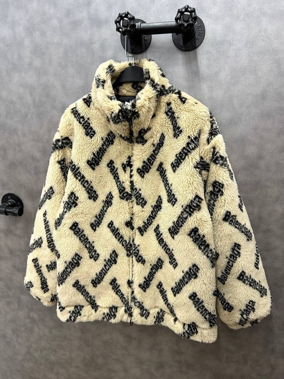 куртка модная,теплое пальто,пальто balenciaga,куртка женская,пальто женские