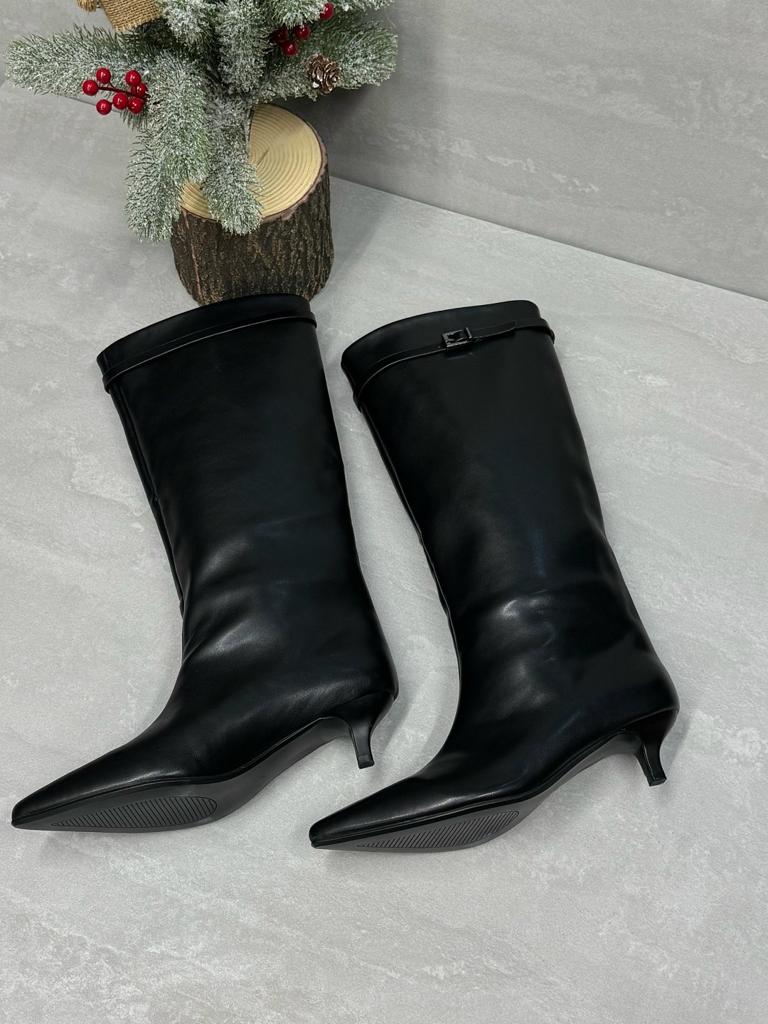 сапоги демисезонные натуральная кожа на шпильке magic heels,сапоги демисезонные на маленьком каблуке gh collection,alessandra maddoni сапоги трубы на каблуке демисезонные,сапоги трубы на каблуке демис