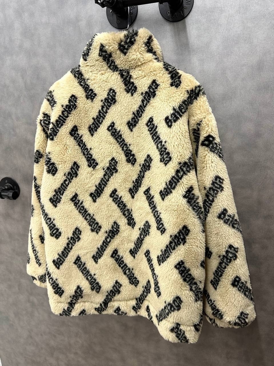 куртка модная,теплое пальто,пальто balenciaga,куртка женская,пальто женские