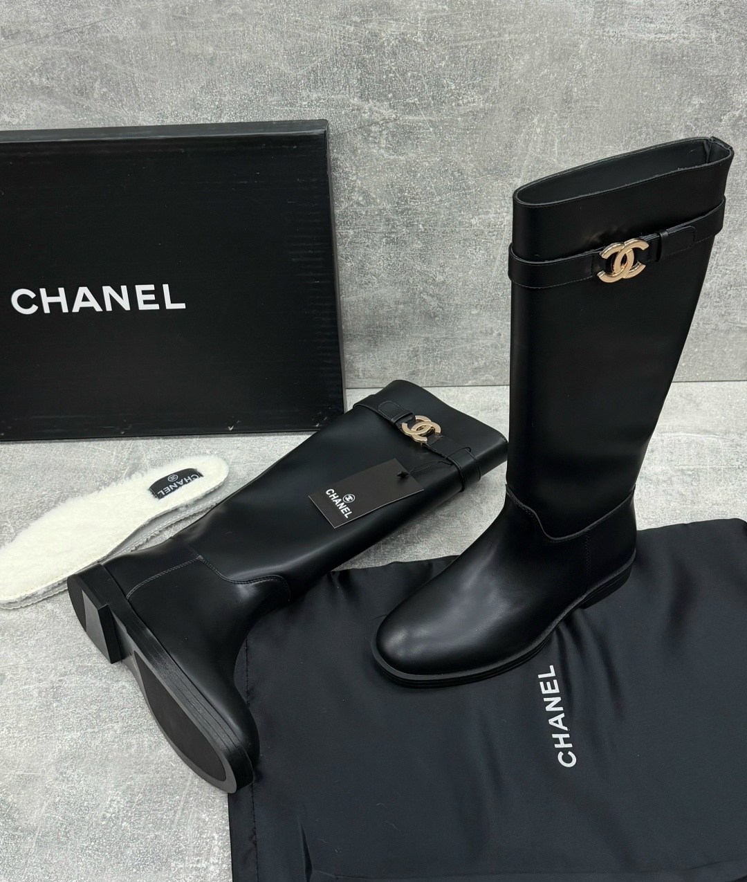 сапоги chanel,сапоги шанель,женские ботильоны chanel мягкие из кожаного спилка,женские осенние сапоги chanel 2026 черные кожаные высокие,сапоги chanel кожаные черные