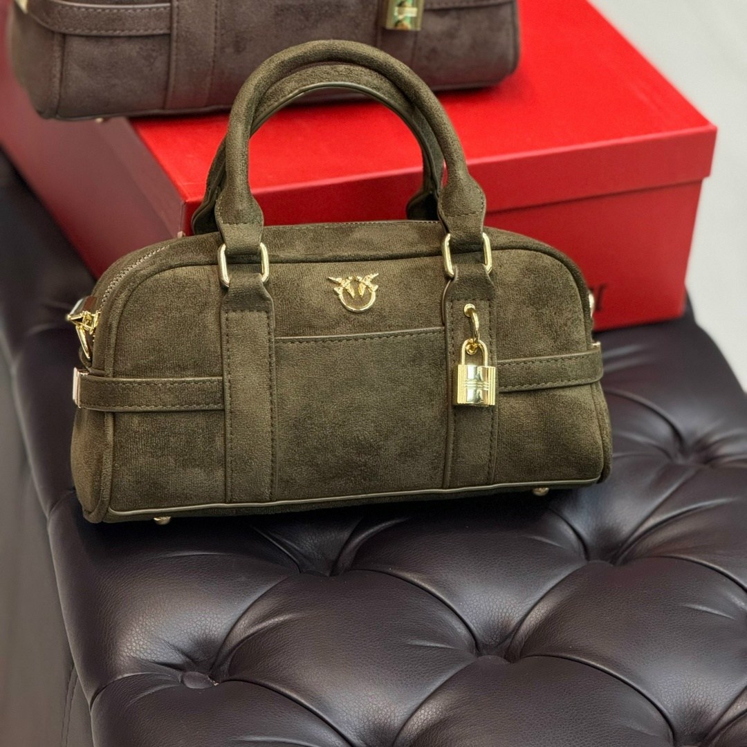сумка замшевая miu miu aventure,сумка женская замшевая miu miu,сумка женская miu miu замша,сумка,сумка женская