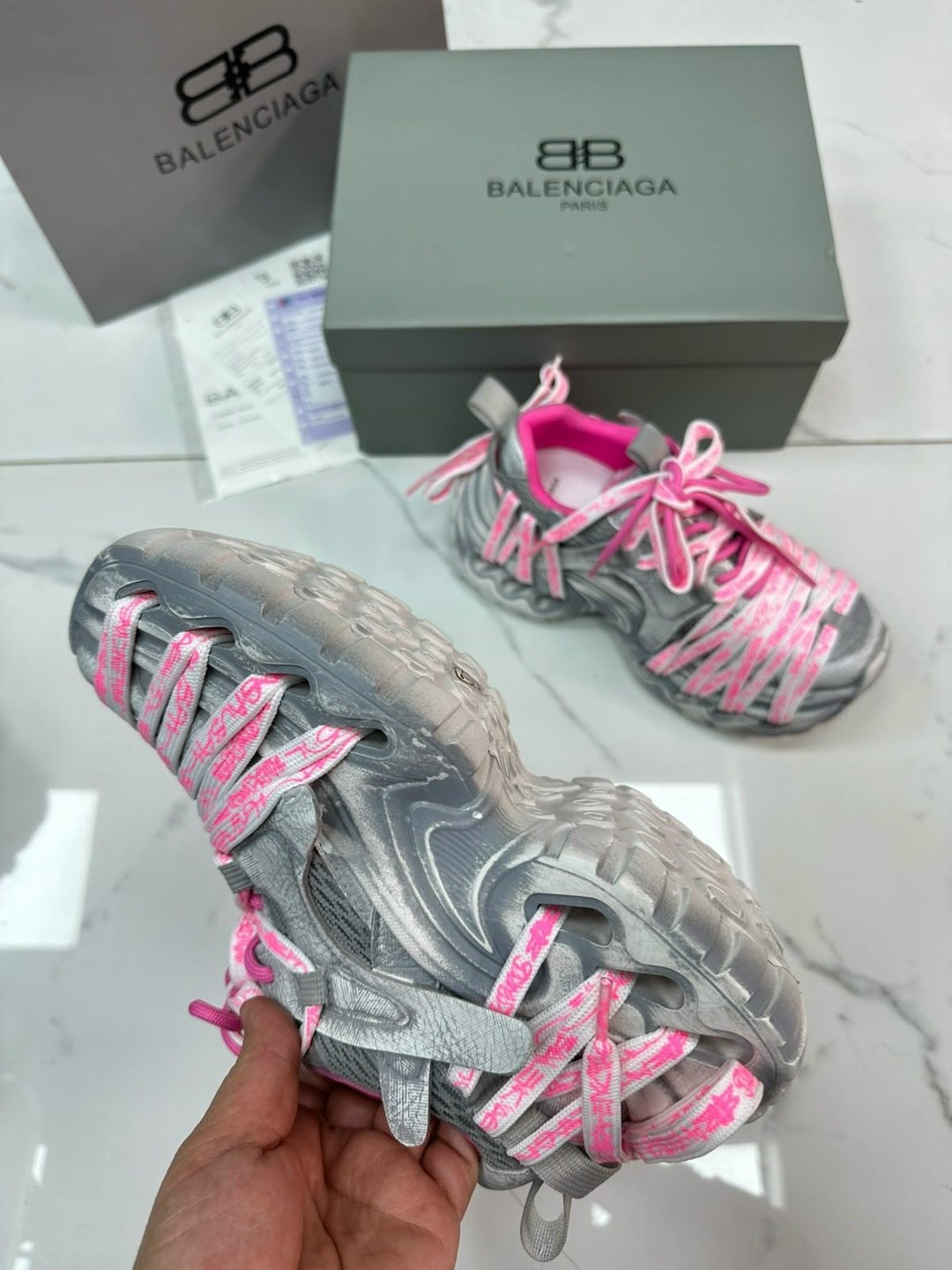 женские кроссовки balenciaga,balenciaga кроссовки,женские кроссовки,массивные кроссовки,кроссовки женские баленсиага